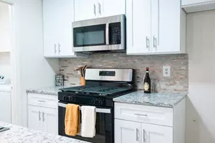 2401 Bucks Run, Austin, TX 78744 - Photo 22