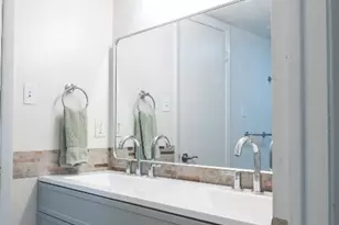 2401 Bucks Run, Austin, TX 78744 - Photo 20