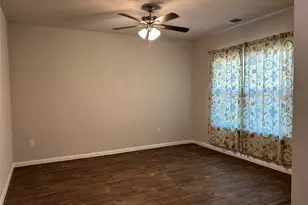 2212 Baugh Rd, Austin, TX 78754 - Photo 10