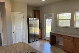 8113 Rosano St, Round Rock, TX 78665 - Photo 4