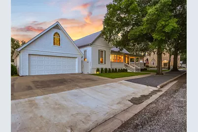 107 NE 4th Street, Smithville, TX 78957 - Photo 32