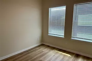 515 War Admiral Dr, Jarrell, TX 76537 - Photo 24