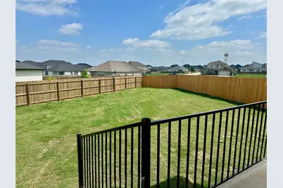 515 War Admiral Drive #B, Jarrell, TX 76537 - Photo 28