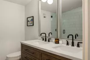 1129 Henninger St, Austin, TX 78702 - Photo 22