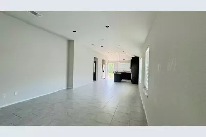 2800 Joe Dimaggio Boulevard #81, Round Rock, TX 78665 - Photo 6