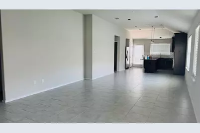 2800 Joe Dimaggio Boulevard #81, Round Rock, TX 78665 - Photo 4