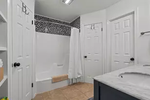 1602 Rock Creek Dr, Round Rock, TX 78681 - Photo 22