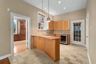 104 S Weston Ln, Austin, TX 78733 - Photo 24