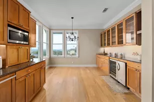 104 S Weston Ln, Austin, TX 78733 - Photo 10