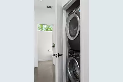 1600 Singleton Avenue, Austin, TX 78702 - Photo 32