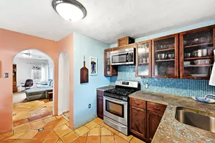 1717 E 38th 1/2 St, Austin, TX 78722 - Photo 10