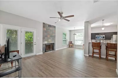 3011 Fruth Street #203, Austin, TX 78705 - Photo 2