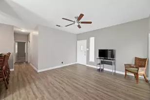 3011 Fruth St, Austin, TX 78705 - Photo 6