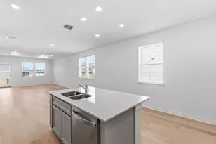 135 Rubber Tree Wy, Buda, TX 78610 - Photo 8