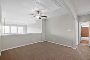348 Vista Gardens Dr, Buda, TX 78610 - Photo 14