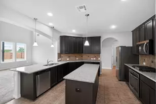 348 Vista Gardens Dr, Buda, TX 78610 - Photo 4