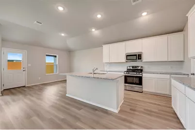 19912 Schatz Way, Manor, TX 78653 - Photo 8