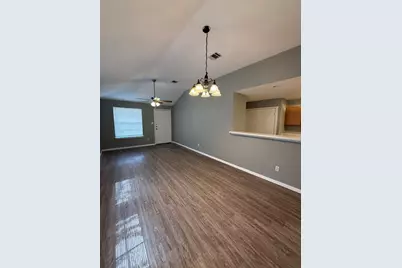 2221 Creekside Lane #B, Georgetown, TX 78626 - Photo 2