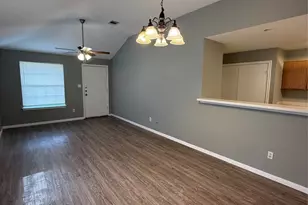 2221 Creekside Ln, Georgetown, TX 78626 - Photo 2