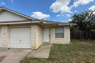 2221 Creekside Ln, Georgetown, TX 78626 - Photo 4