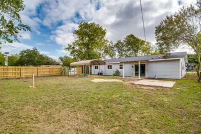 500 Lockwood Street, San Marcos, TX 78666 - Photo 2