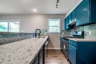 500 Lockwood St, San Marcos, TX 78666 - Photo 10