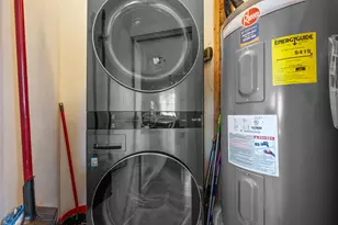 2100 Dixie Ln, Round Rock, TX 78664 - Photo 18