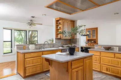 800 County Road 458 Road, Coupland, TX 78615 - Photo 12