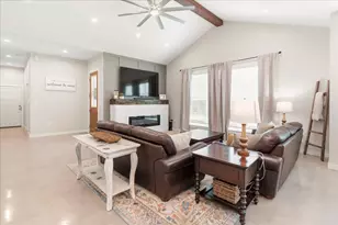 1 Agarita Cir, Wimberley, TX 78676 - Photo 12