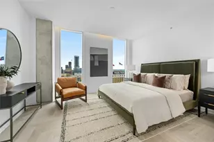 313 W 17th St, Austin, TX 78701 - Photo 4