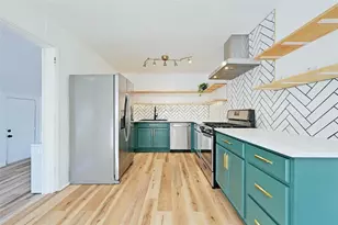 5204 Star Light Terrace, Austin, TX 78721 - Photo 10