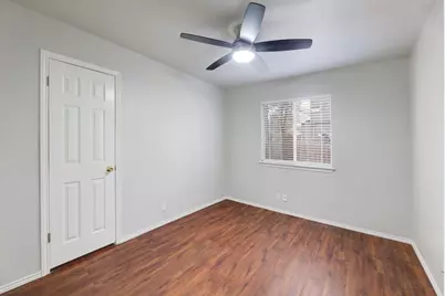 9505 Woodvale Drive, Austin, TX 78729 - Photo 18