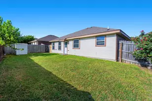 116 Soapstone Dr, Jarrell, TX 76537 - Photo 20