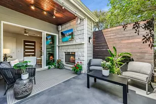 2100 E 10th St, Austin, TX 78702 - Photo 2