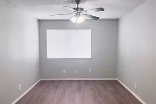 8907 Parkfield Dr, Austin, TX 78758 - Photo 10