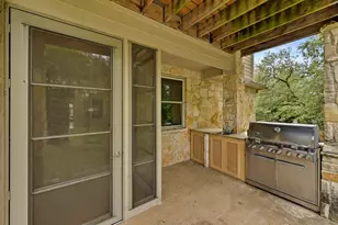 9402 Springwood Dr, Austin, TX 78750 - Photo 30