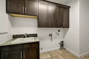 9402 Springwood Dr, Austin, TX 78750 - Photo 30