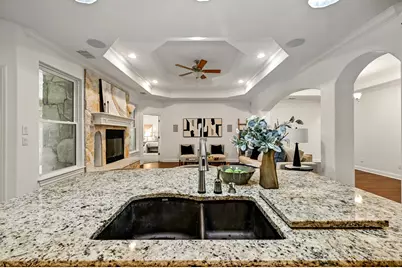 9402 Springwood Drive, Austin, TX 78750 - Photo 8