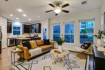 2001 Tramson Drive, Austin, TX 78741 - Photo 20