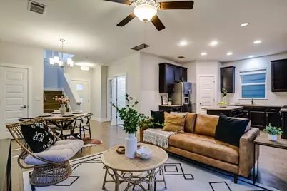 2001 Tramson Drive, Austin, TX 78741 - Photo 18