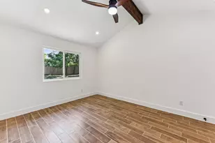 1111 Spearson Ln, Austin, TX 78745 - Photo 16