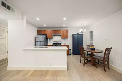 5820 Berkman Drive #119, Austin, TX 78723 - Photo 8