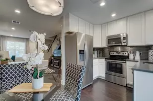 202 S College St, Georgetown, TX 78626 - Photo 12