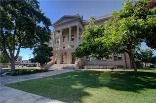202 S College St, Georgetown, TX 78626 - Photo 28