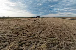 18701 Carlson Rd, Elgin, TX 78621 - Photo 2