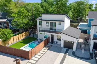 3919 E 16th St, Austin, TX 78721 - Photo 2