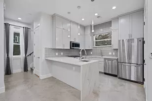 3919 E 16th St, Austin, TX 78721 - Photo 10