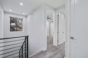 3919 E 16th St, Austin, TX 78721 - Photo 14