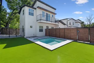 3919 E 16th St, Austin, TX 78721 - Photo 1