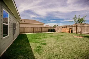 242 Mossycup Dr, San Marcos, TX 78666 - Photo 32